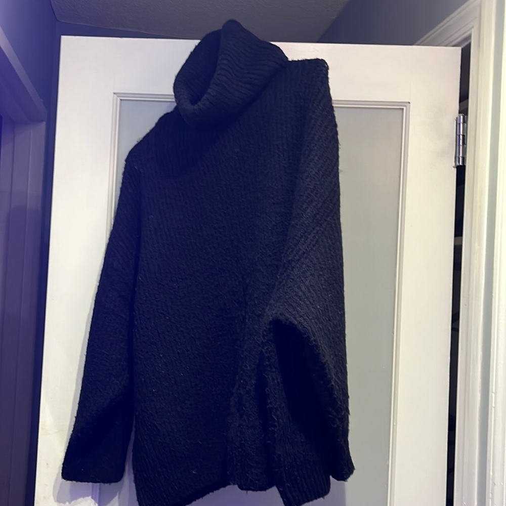 Zara Chunky Knit oversized black sweater